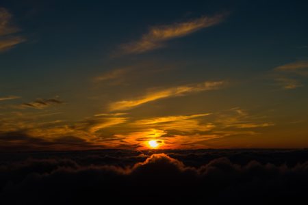 そんなものは信じてはいない.
